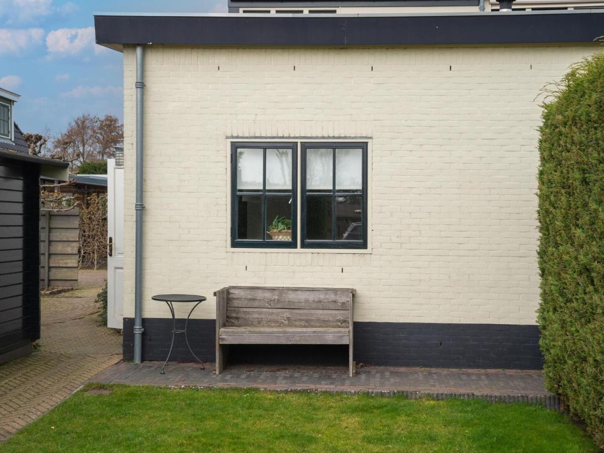 Quaint Summer Holiday Home In Egmond Binnen Exterior photo